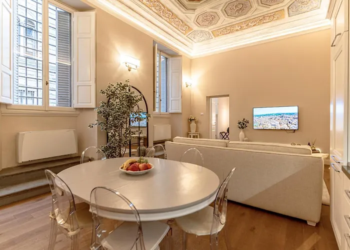 Bella Benci - Frescoed * Florence