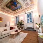 Bella Benci - Frescoed