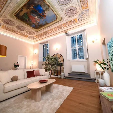 Bella Benci - Frescoed
